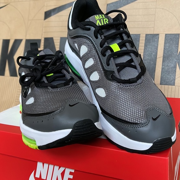Nike Air Max AP Mens Iron Grey/Black-Photon Dust Grey Volt - Picture 9 of 16